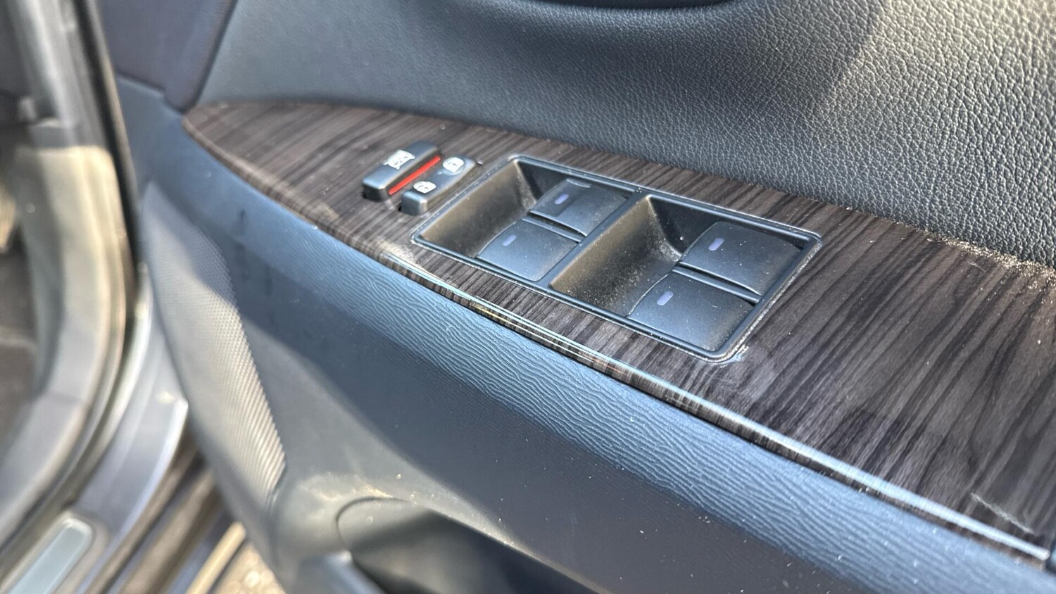 Used Toyota Avensis 2013 for sale - 76189969: Photo 34