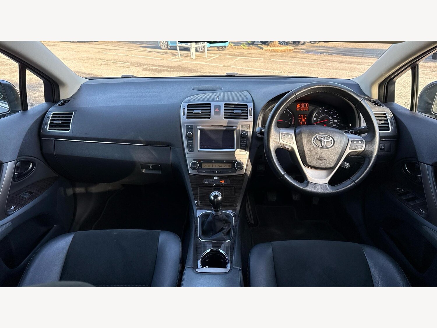 Used Toyota Avensis 2013 for sale - 76189969: Photo 7