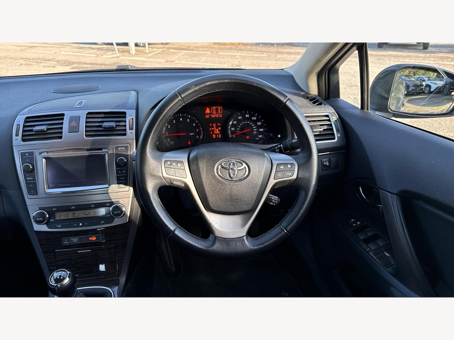 Used Toyota Avensis 2013 for sale - 76189969: Photo 8