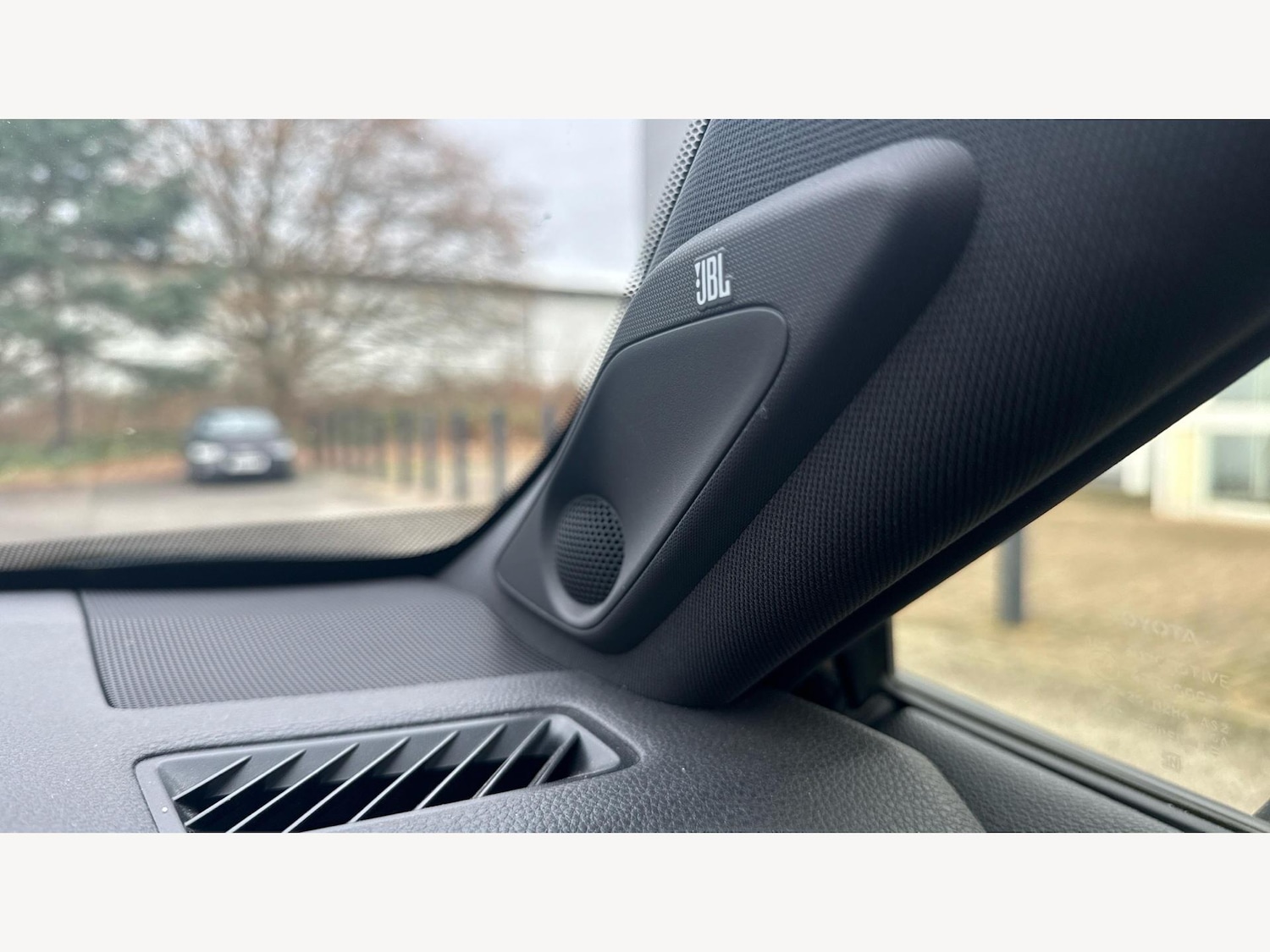 Used Toyota RAV4 2021 for sale - 76584915: Photo 31