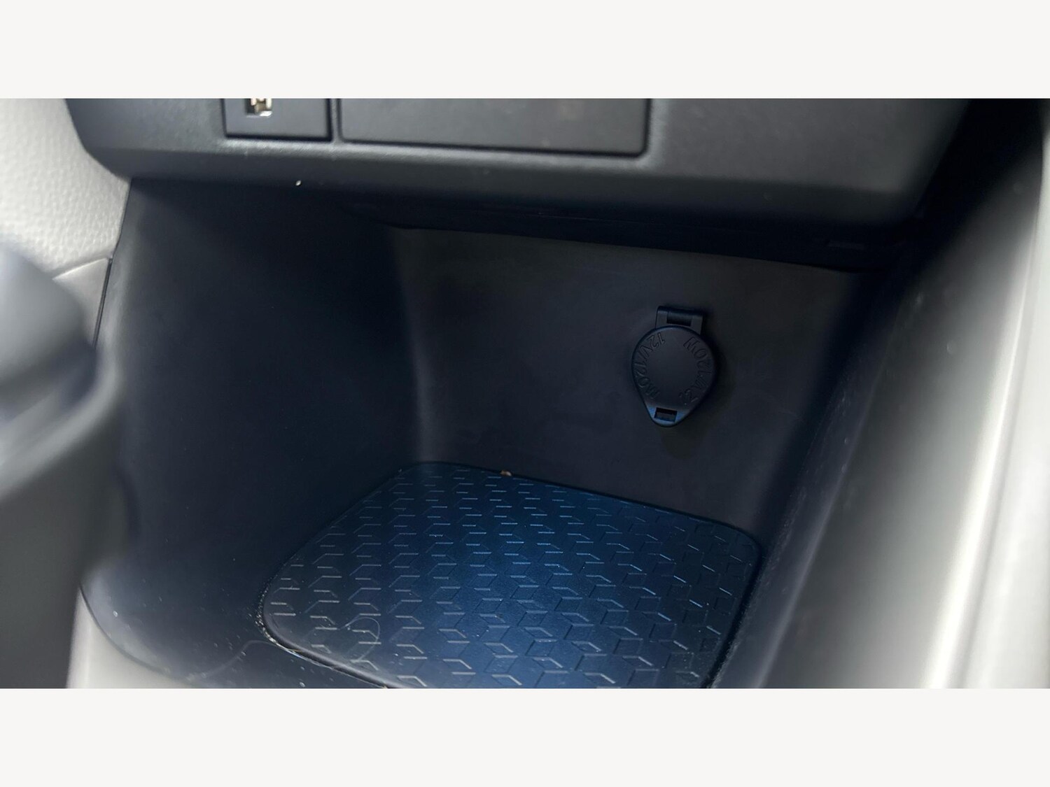 Used Toyota Yaris 2023 for sale - 77278526: Photo 28