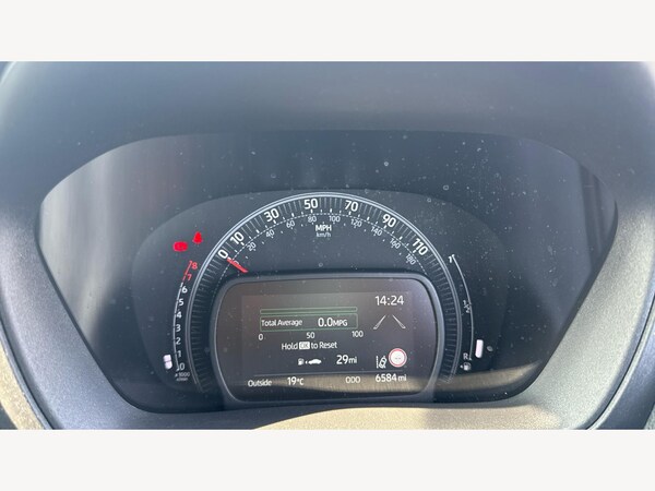 Used Toyota Aygo X 2023 for sale - 74701552: Photo 11