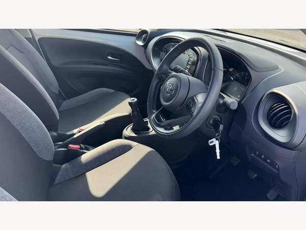 Used Toyota Aygo X 2023 for sale - 74701552: Photo 13