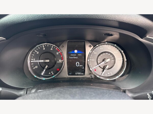 Used Toyota Hilux 2024 for sale - 76226929: Photo 11