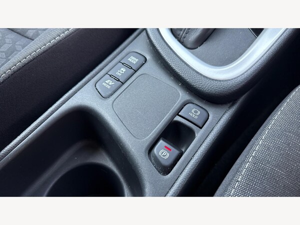 Used Toyota Yaris 2023 for sale - 75646467: Photo 27
