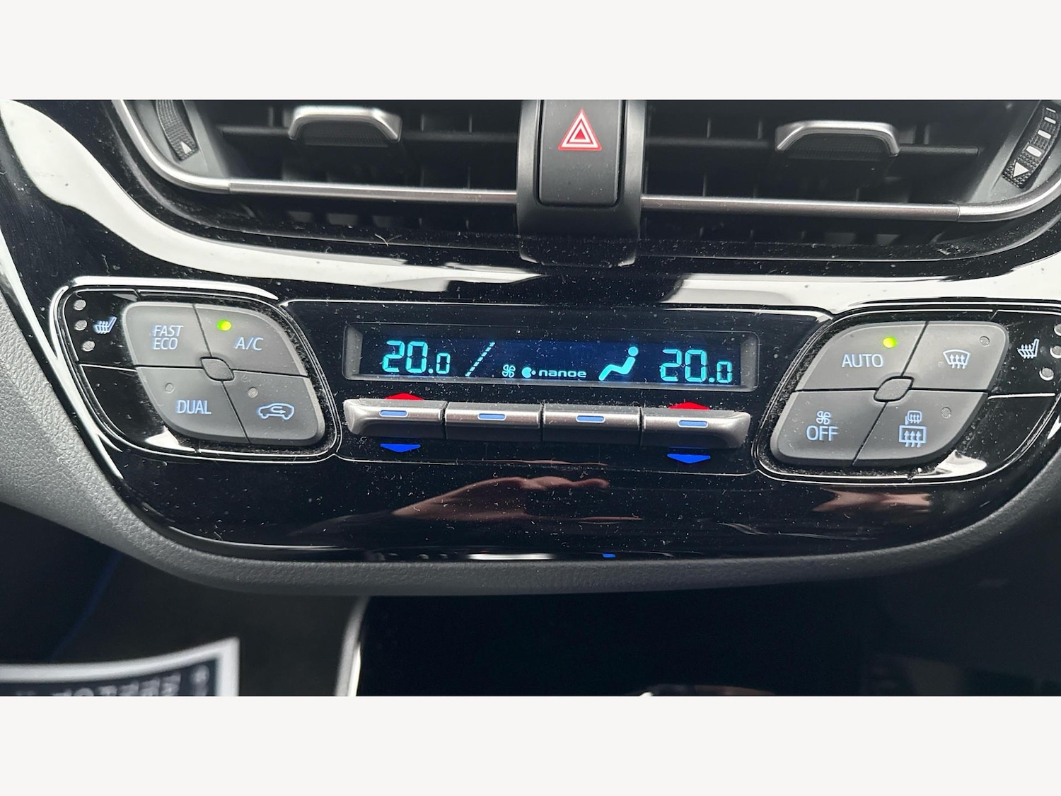 Used Toyota C-HR 2020 for sale - 76084552: Photo 32