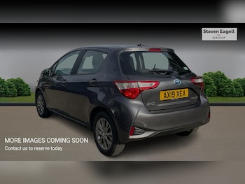 Used Toyota Yaris 2019 for sale - 78759343: Photo