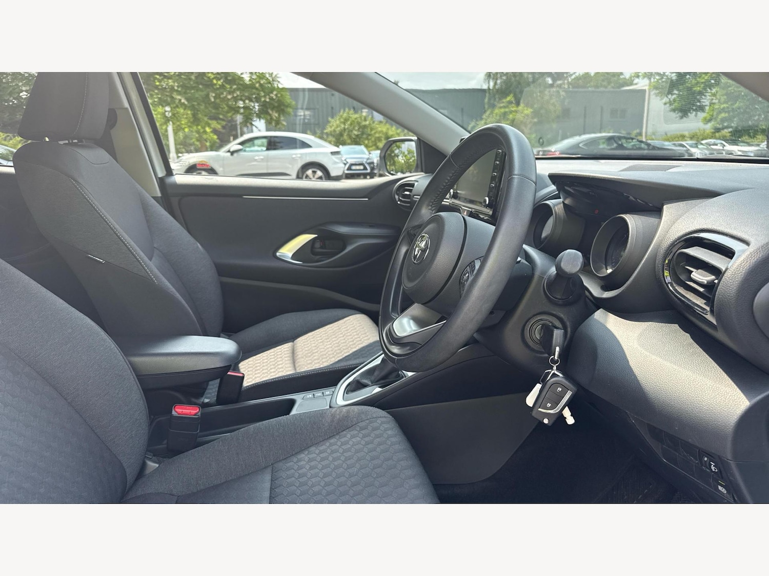 Used Toyota Yaris 2022 for sale - 76294448: Photo 13