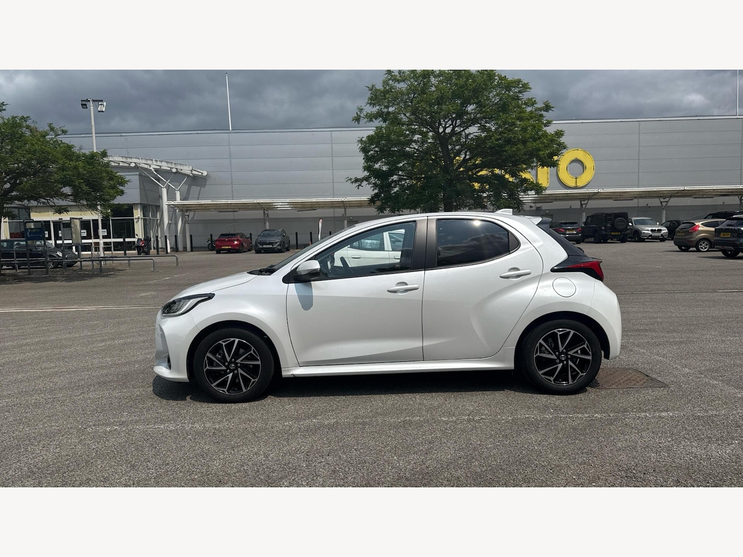 Used Toyota Yaris 2022 for sale - 76294448: Photo 19