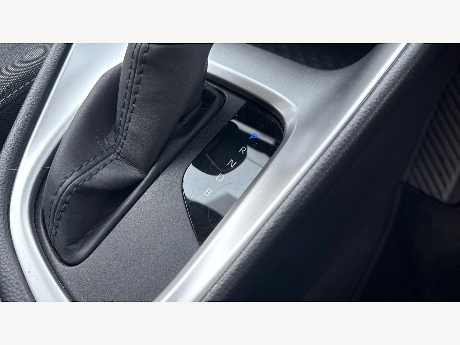 Used Toyota Yaris 2022 for sale - 76294448: Photo 25