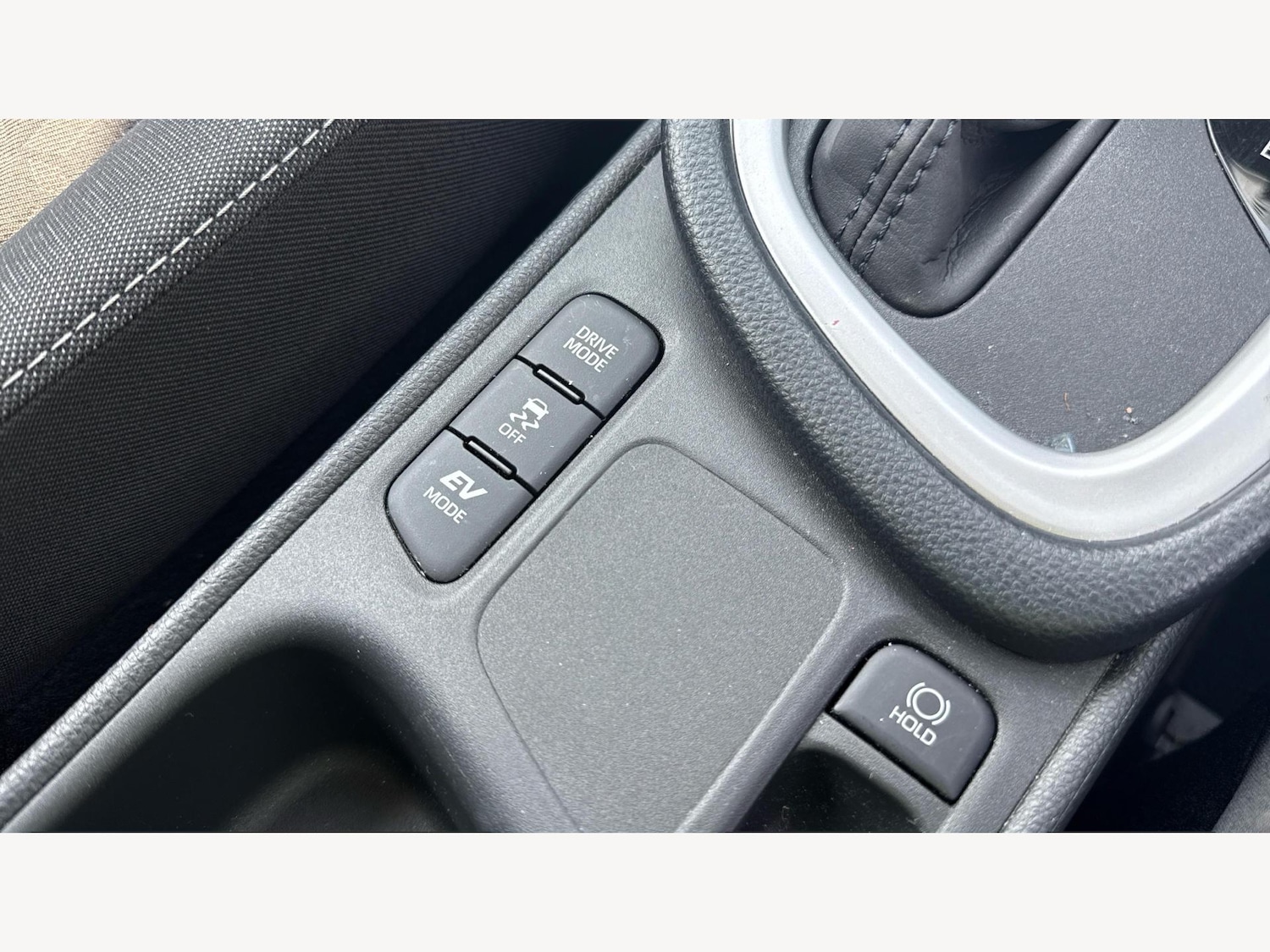 Used Toyota Yaris 2022 for sale - 76294448: Photo 26