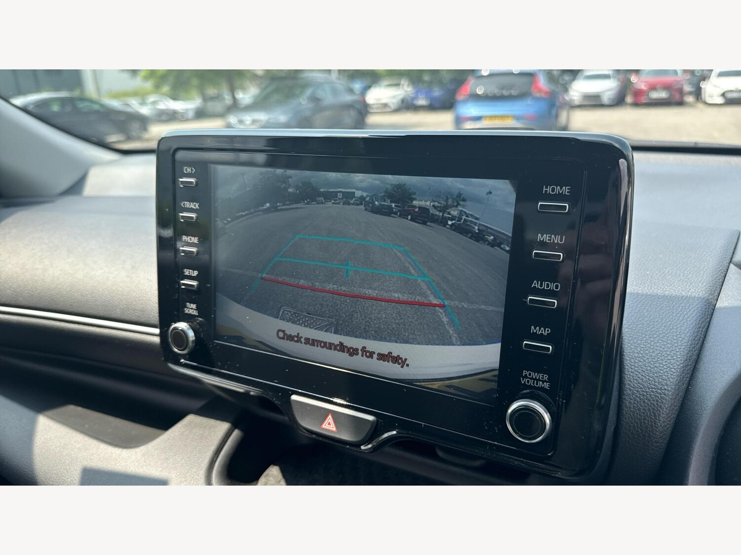 Used Toyota Yaris 2022 for sale - 76294448: Photo 27