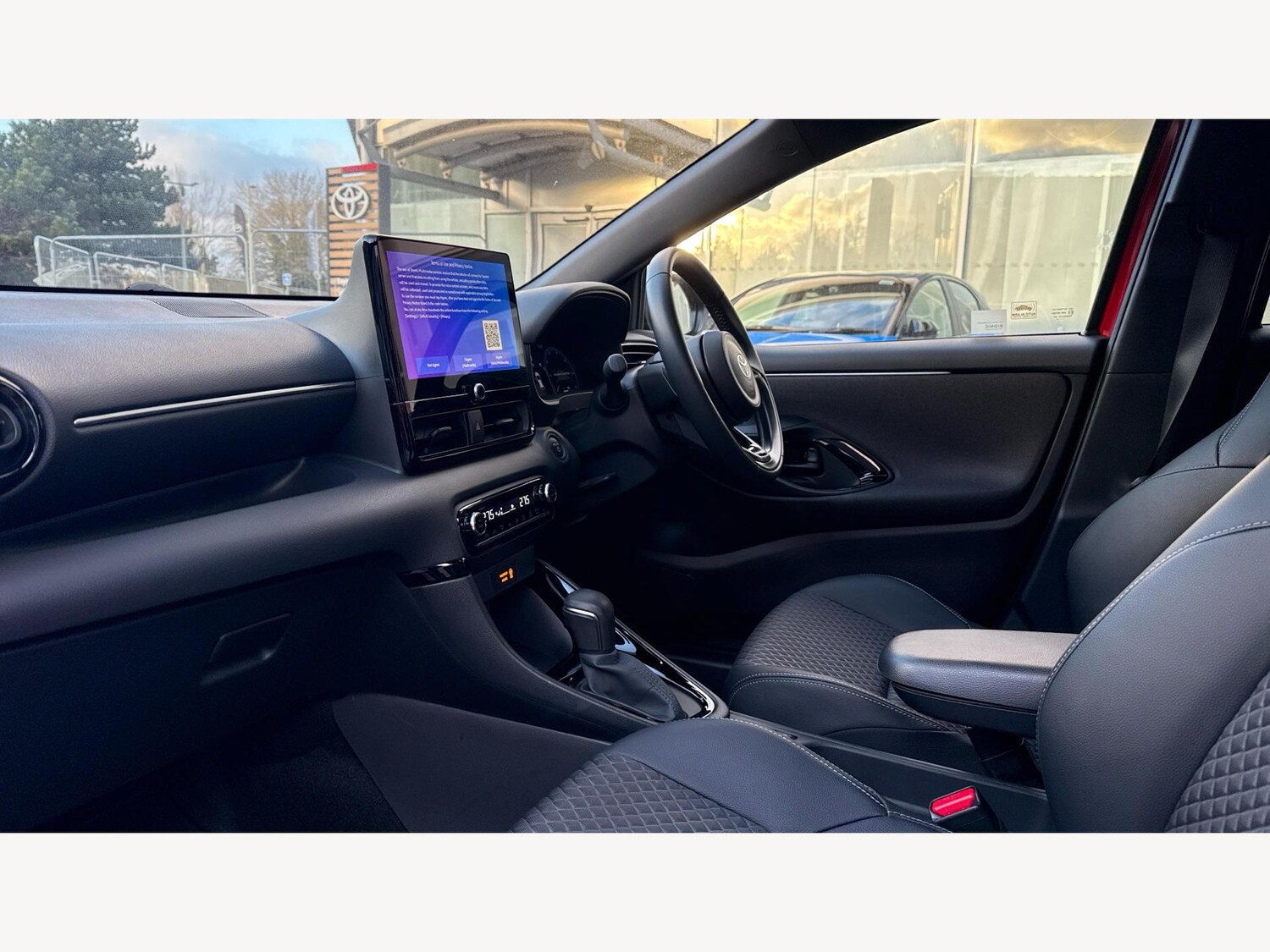 Used Toyota Yaris 2024 for sale - 77074629: Photo 12