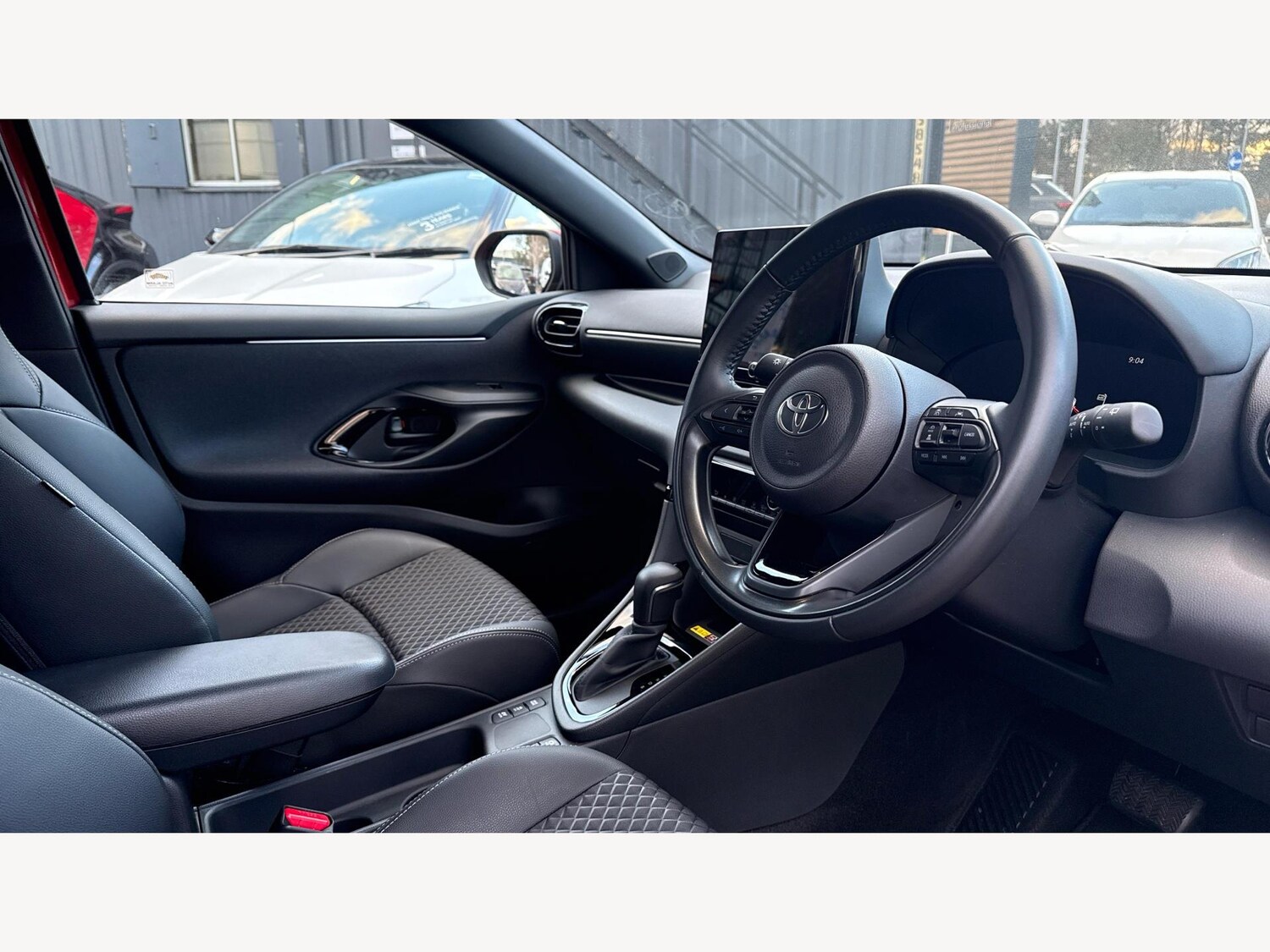 Used Toyota Yaris 2024 for sale - 77074629: Photo 13