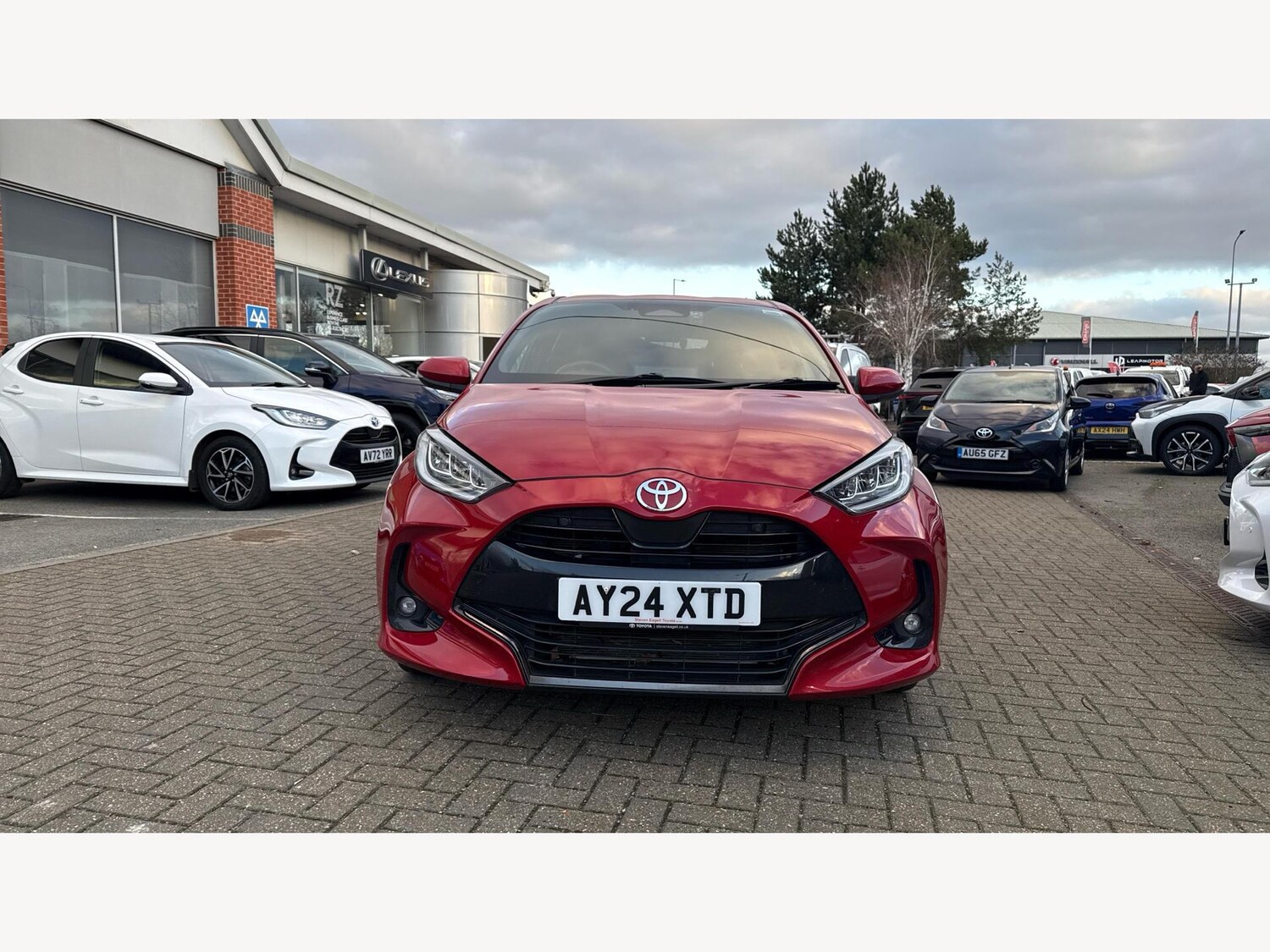 Used Toyota Yaris 2024 for sale - 77074629: Photo 17