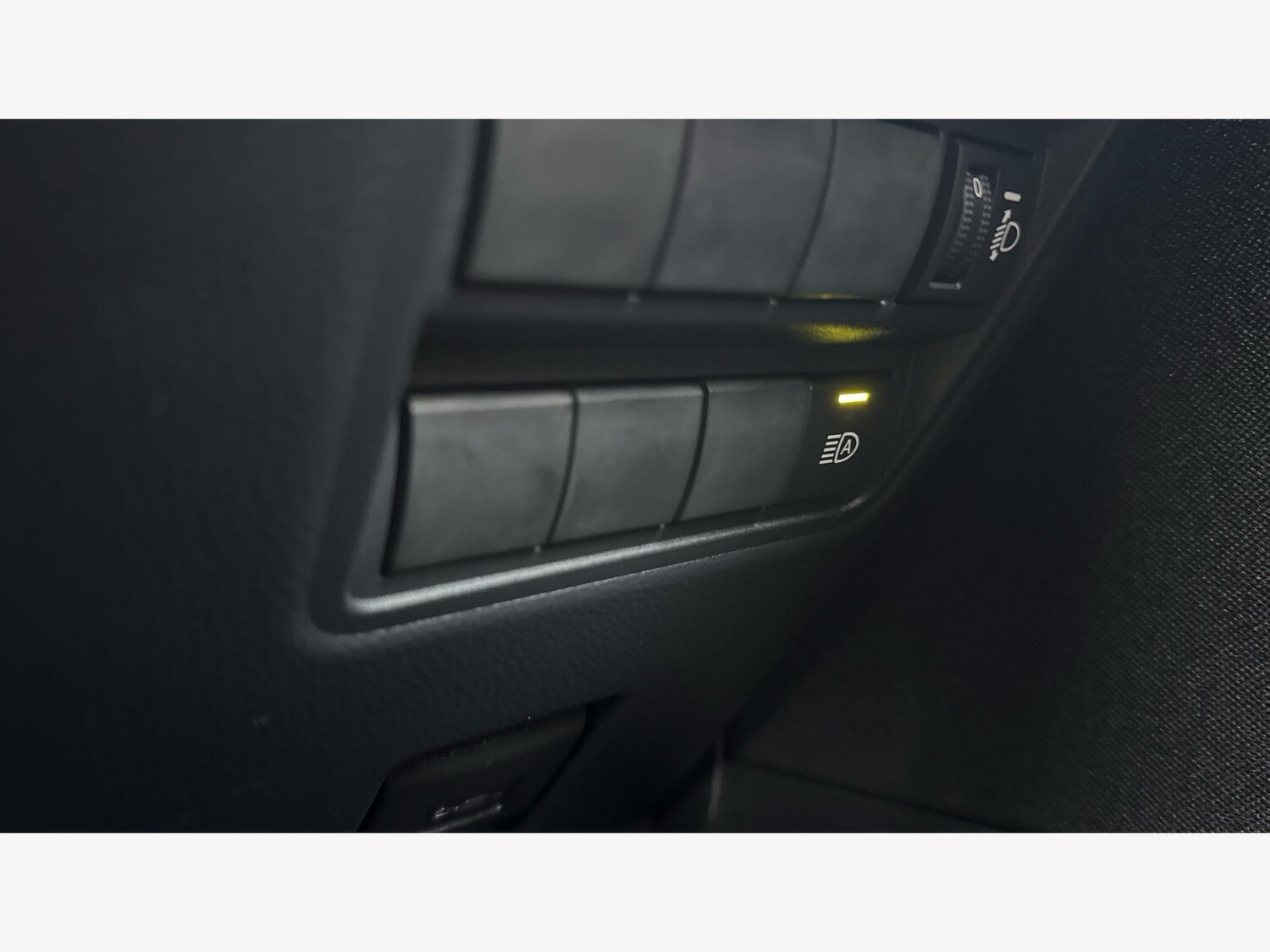 Used Toyota Yaris 2024 for sale - 77074629: Photo 24