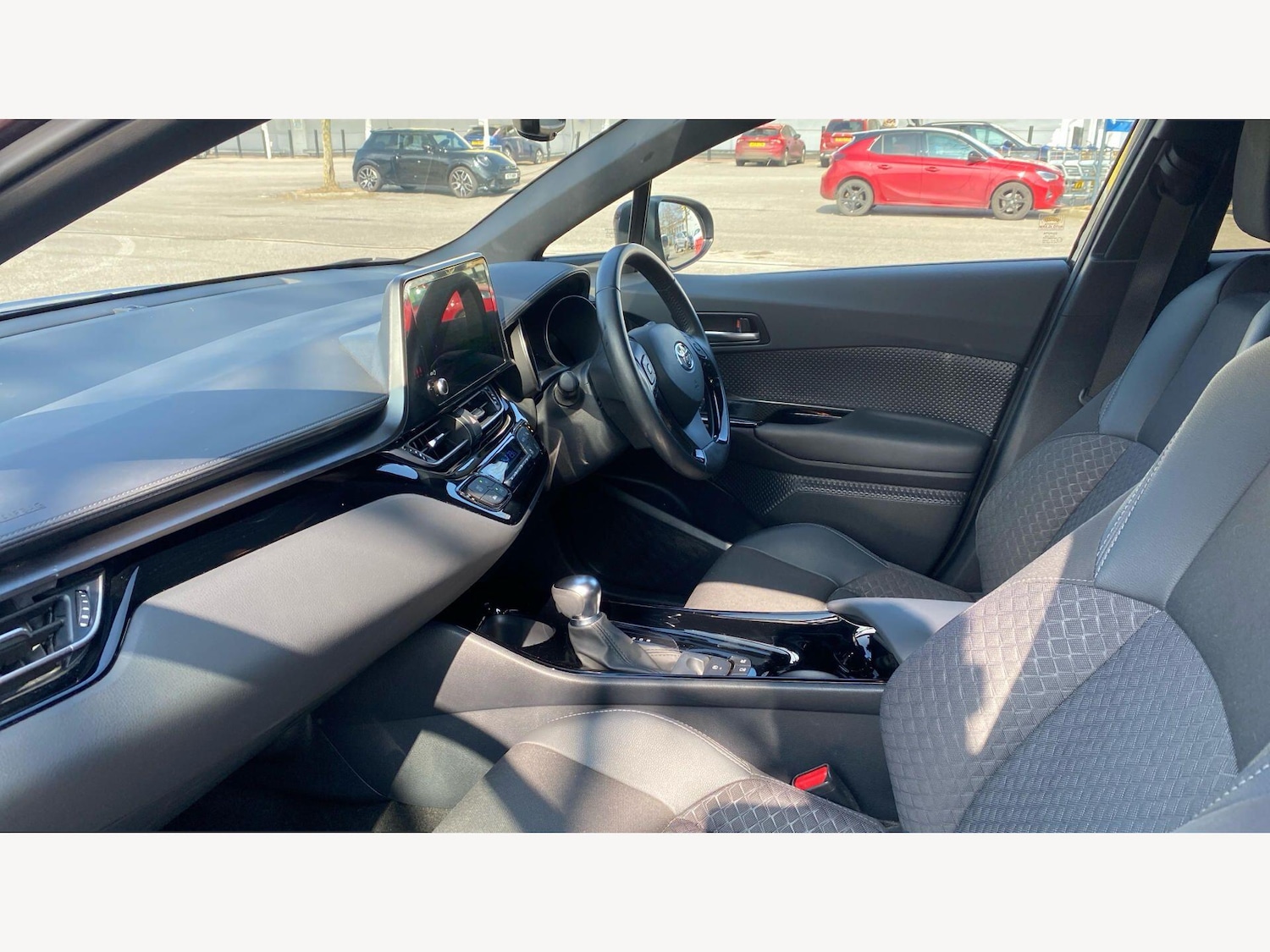 Used Toyota C-HR 2022 for sale - 77993680: Photo 12