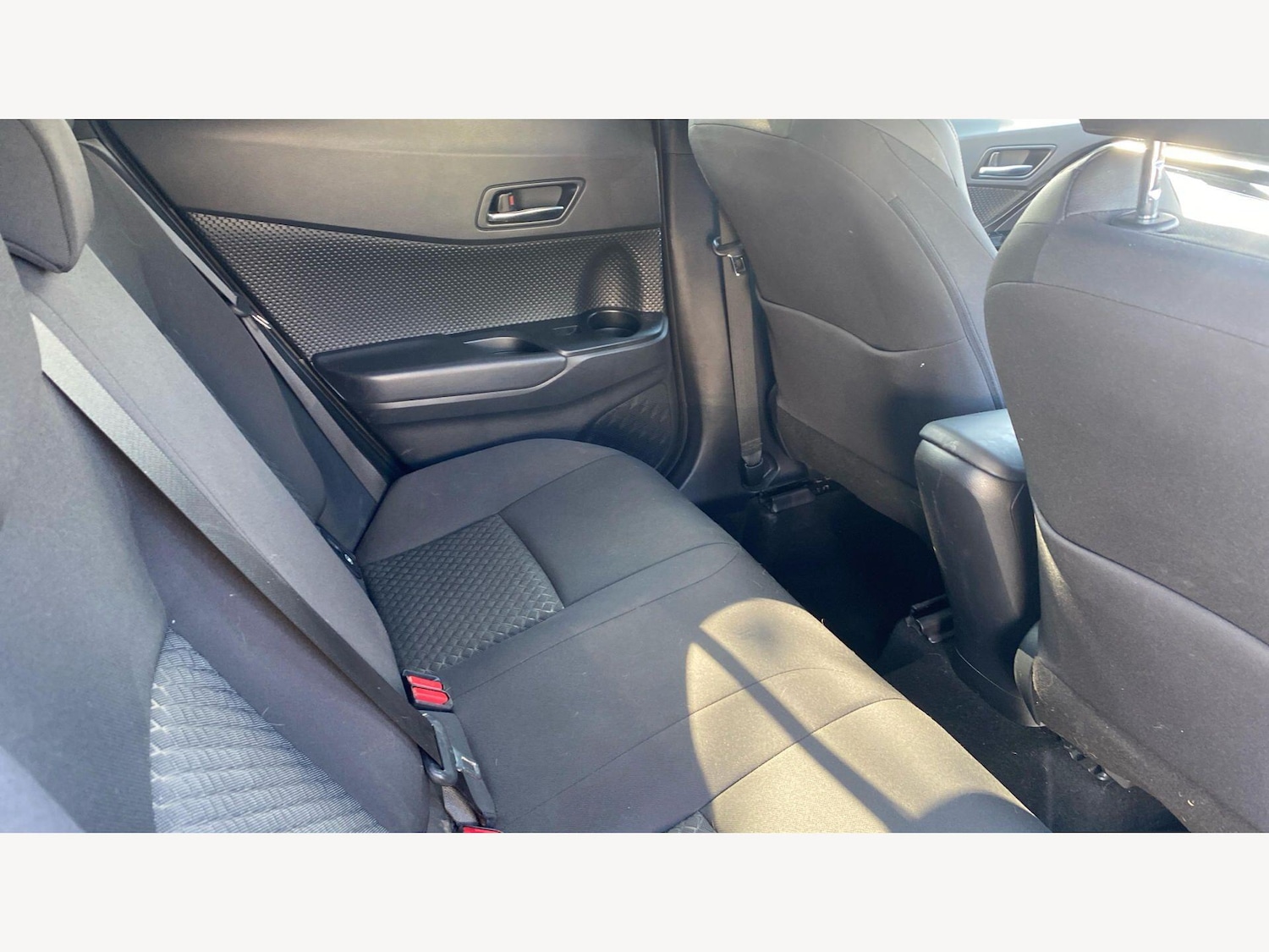 Used Toyota C-HR 2022 for sale - 77993680: Photo 14