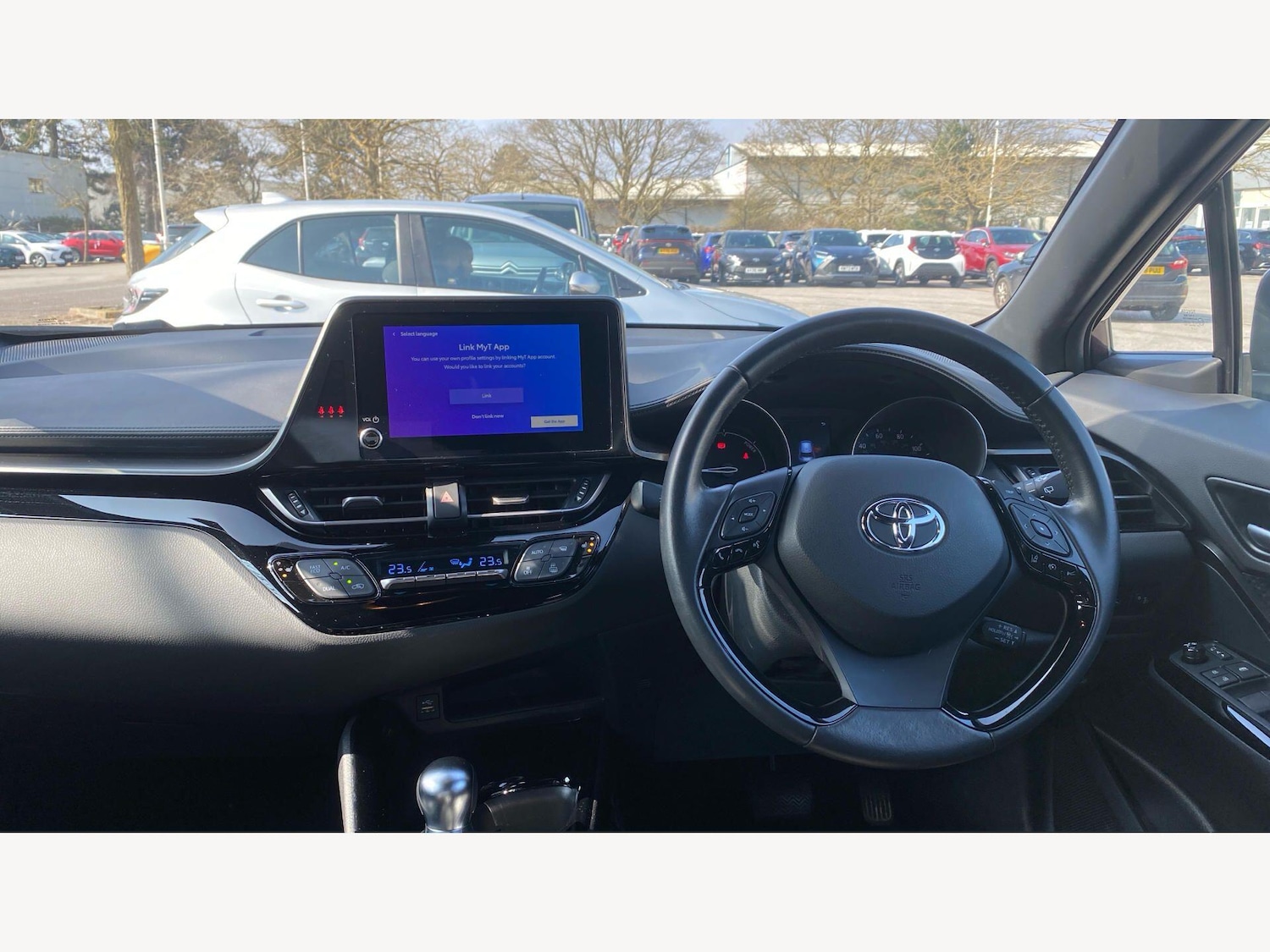 Used Toyota C-HR 2022 for sale - 77993680: Photo 7
