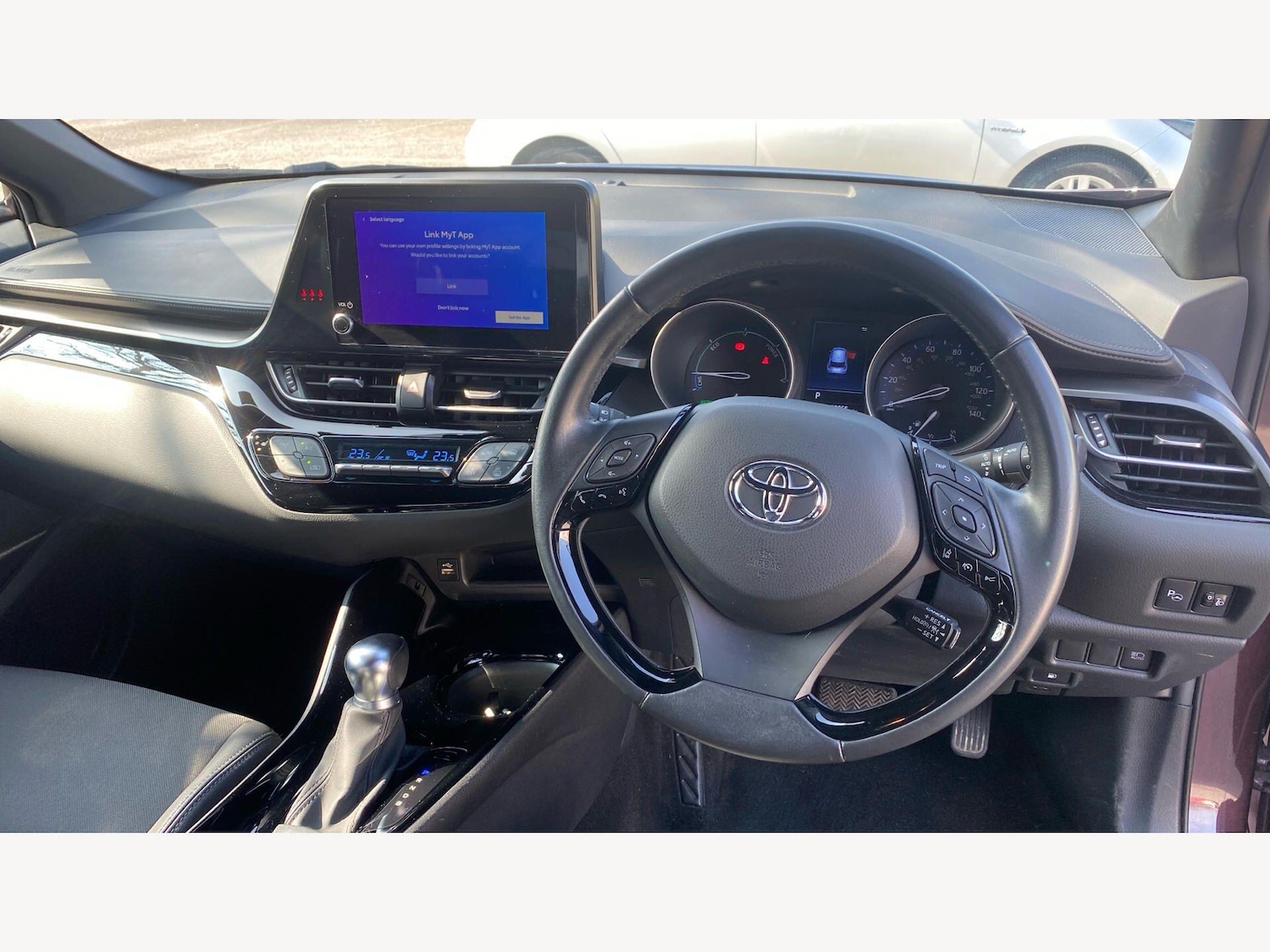 Used Toyota C-HR 2022 for sale - 77993680: Photo 8