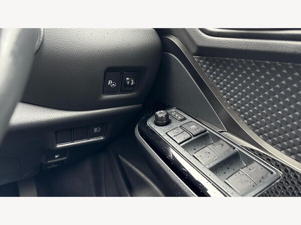 Used Toyota C-HR 2022 for sale - 76227795: Photo 27