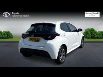 Used Toyota Yaris 2024 for sale - 74700506: Photo