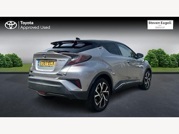 Used Toyota C-HR 2017 for sale - 79426147: Photo