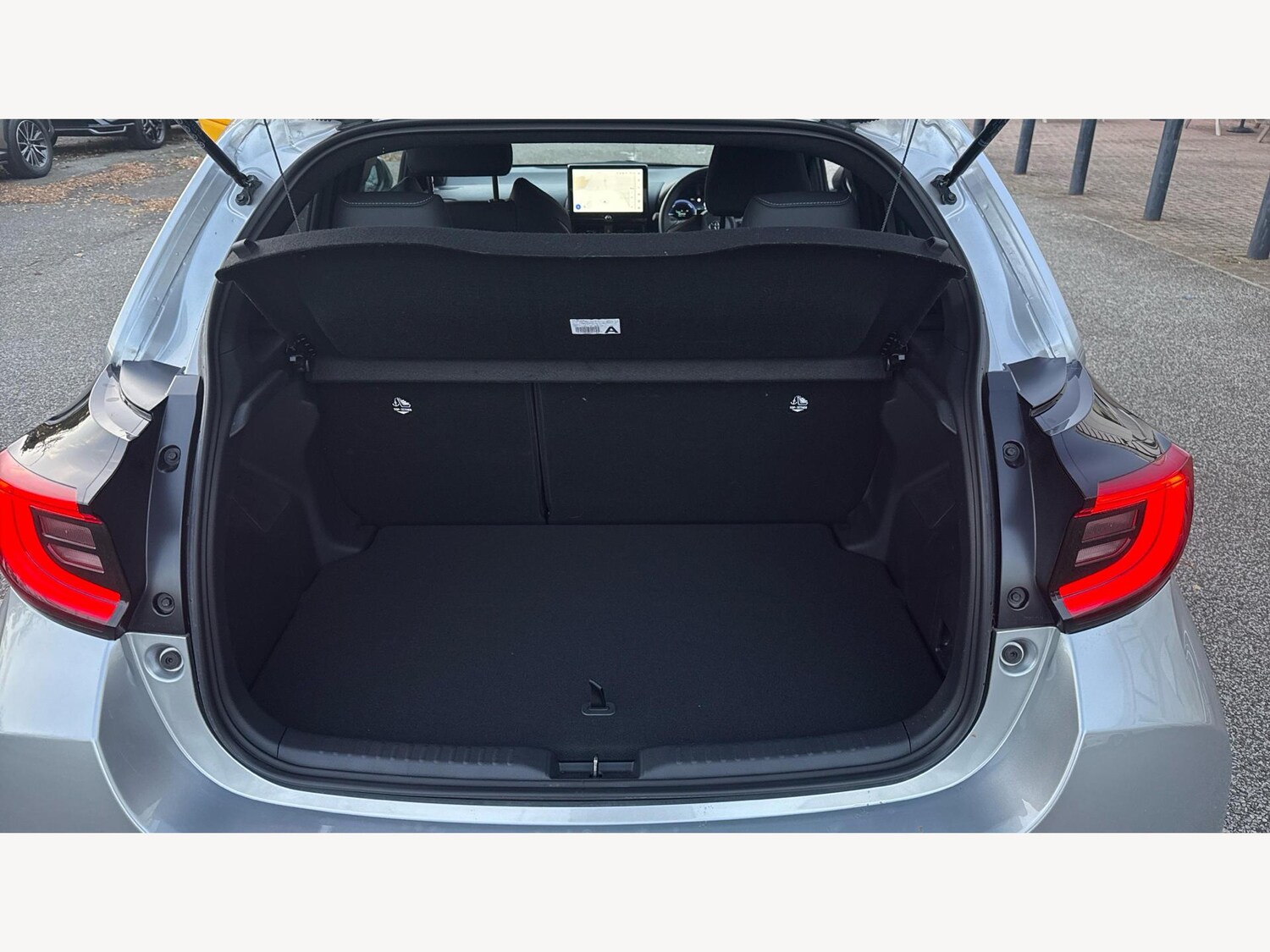 Used Toyota Yaris 2024 for sale - 76388656: Photo 16