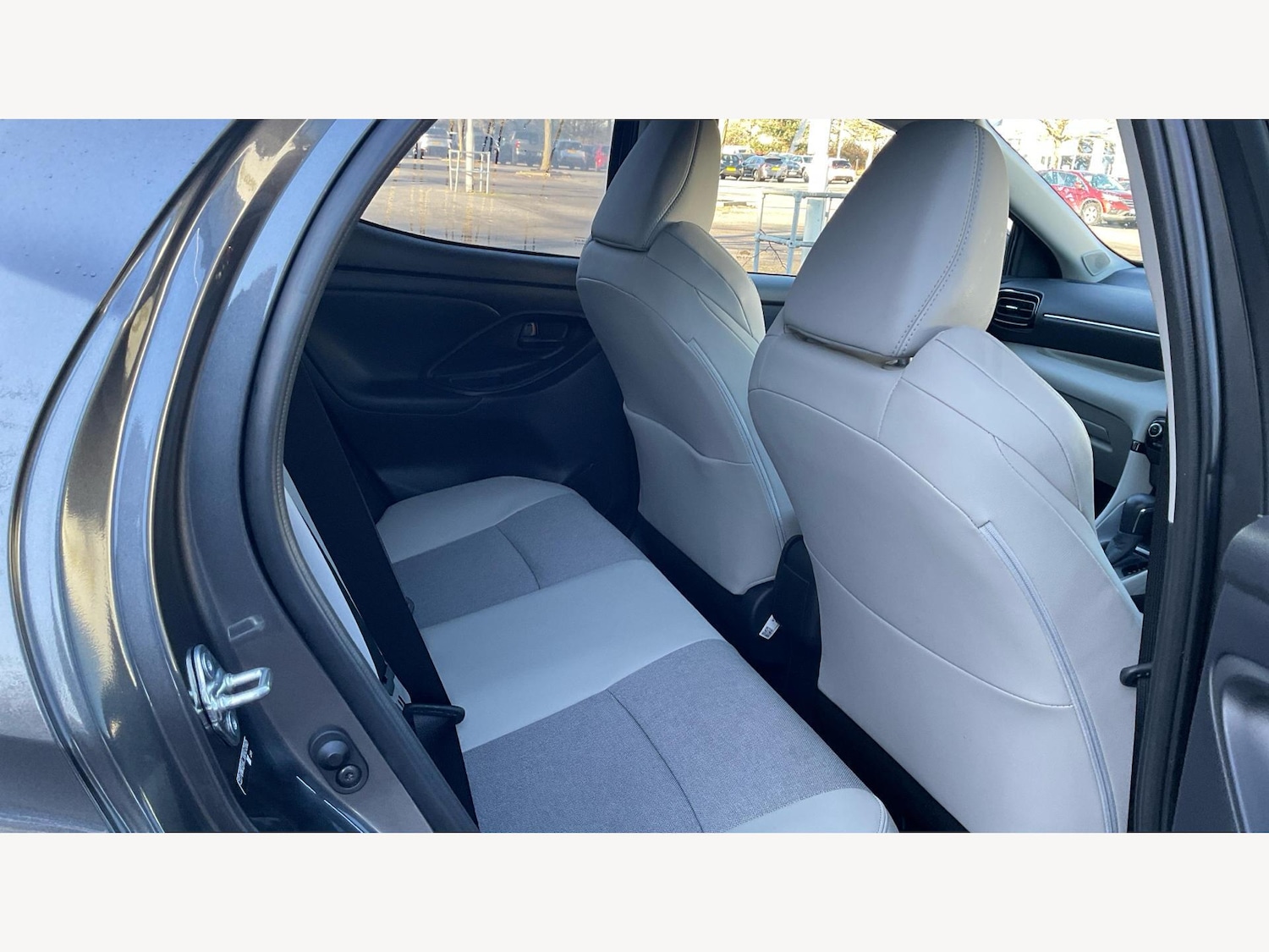 Used Toyota Yaris 2023 for sale - 77097835: Photo 14