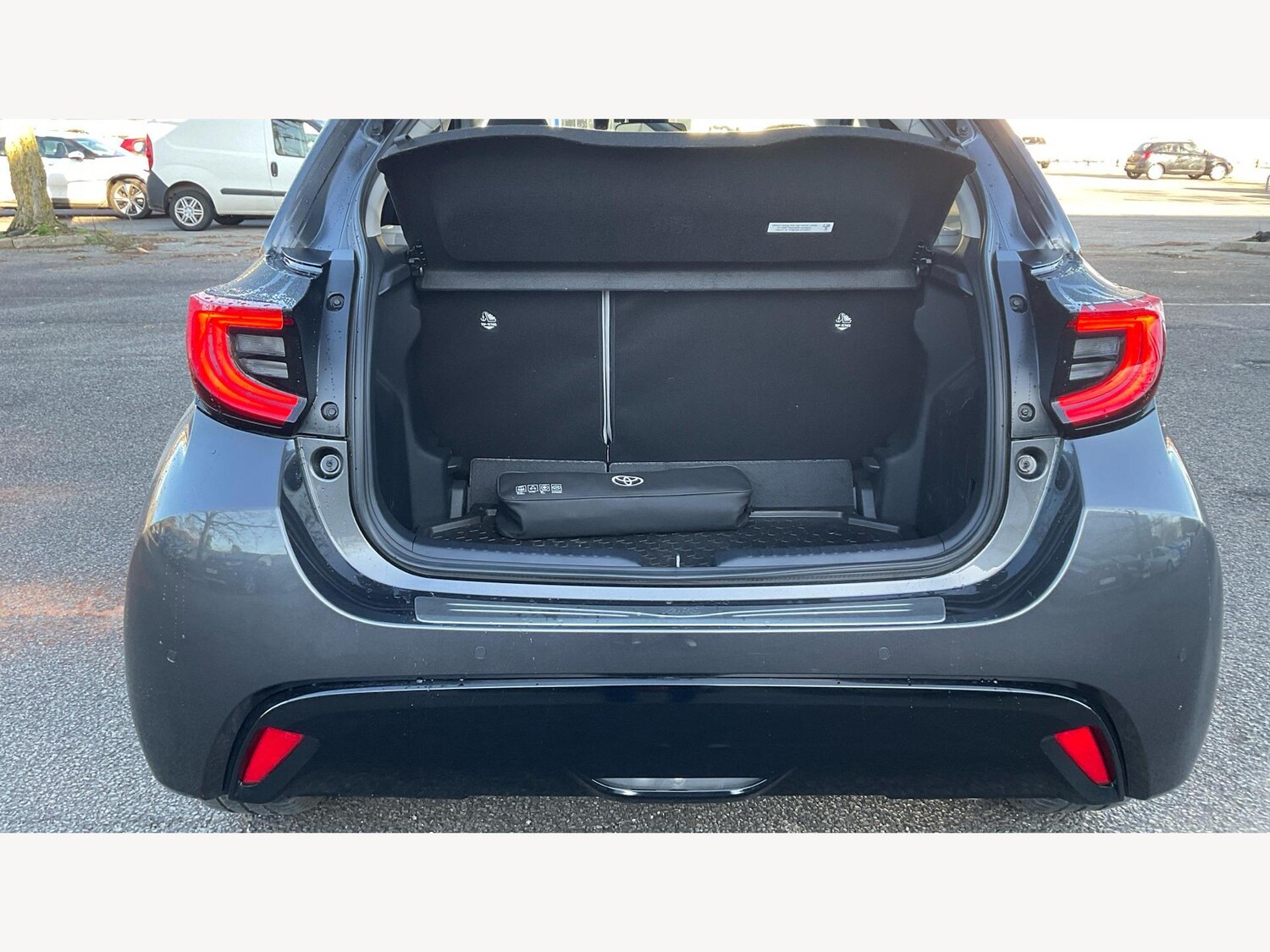 Used Toyota Yaris 2023 for sale - 77097835: Photo 16