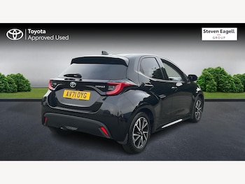 Used Toyota Yaris 2021 for sale - 79564539: Photo