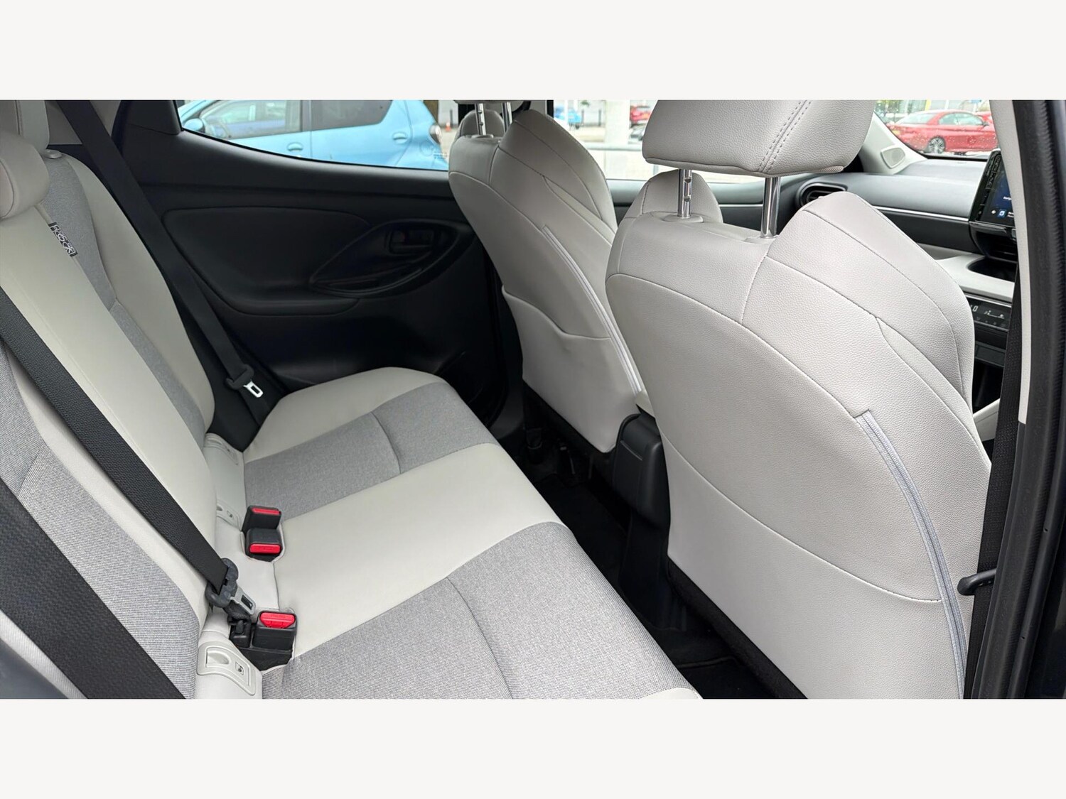 Used Toyota Yaris 2023 for sale - 76152712: Photo 14