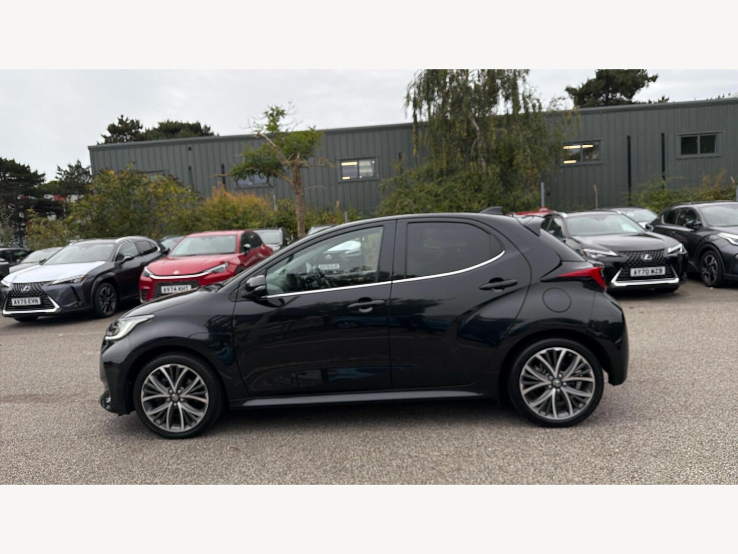 Used Toyota Yaris 2023 for sale - 76152712: Photo 19