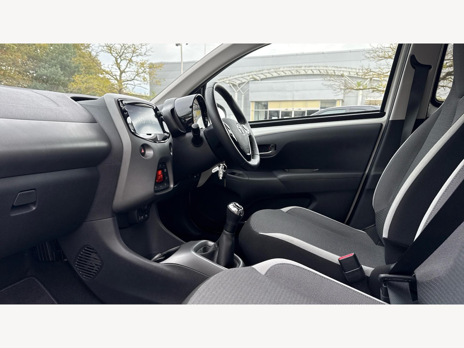 Used Toyota AYGO 2021 for sale - 76499481: Photo 12