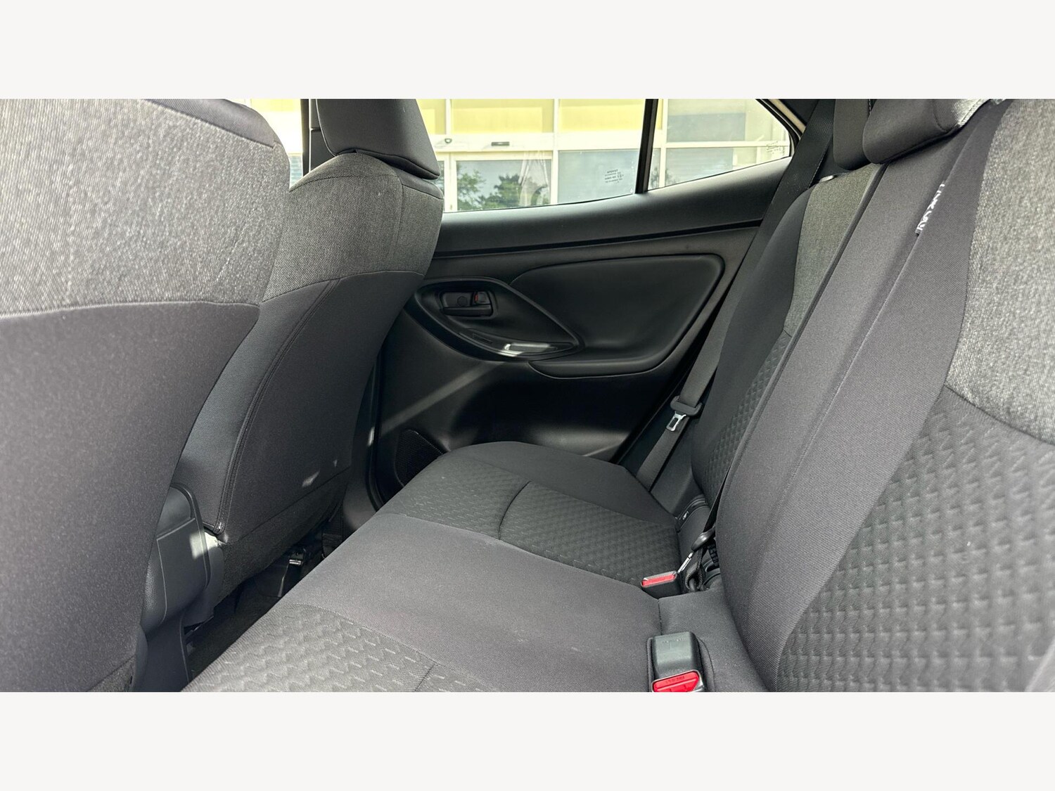 Used Toyota Yaris Cross 2025 for sale - 75954210: Photo 15