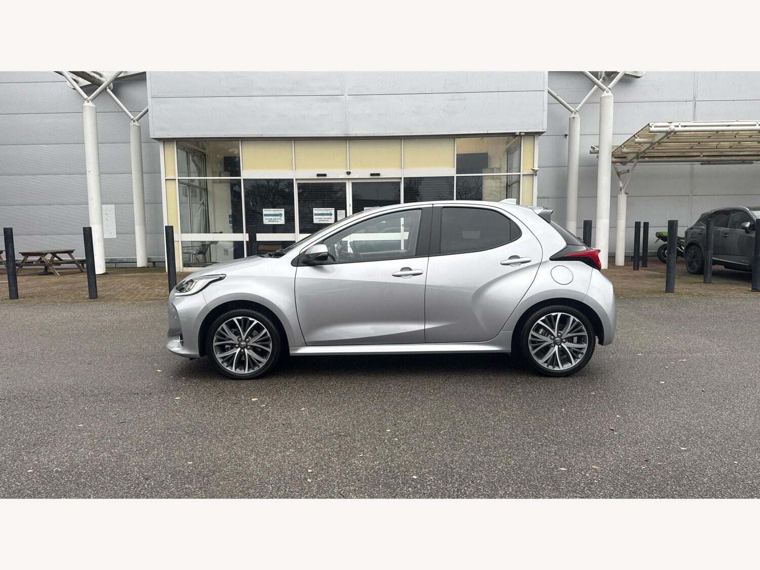 Used Toyota Yaris 2024 for sale - 77202655: Photo 19