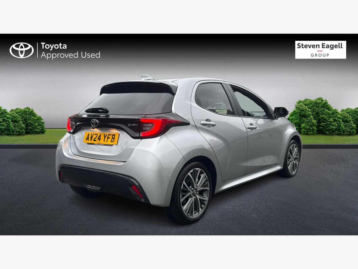 Used Toyota Yaris 2024 for sale - 77202655: Photo 2