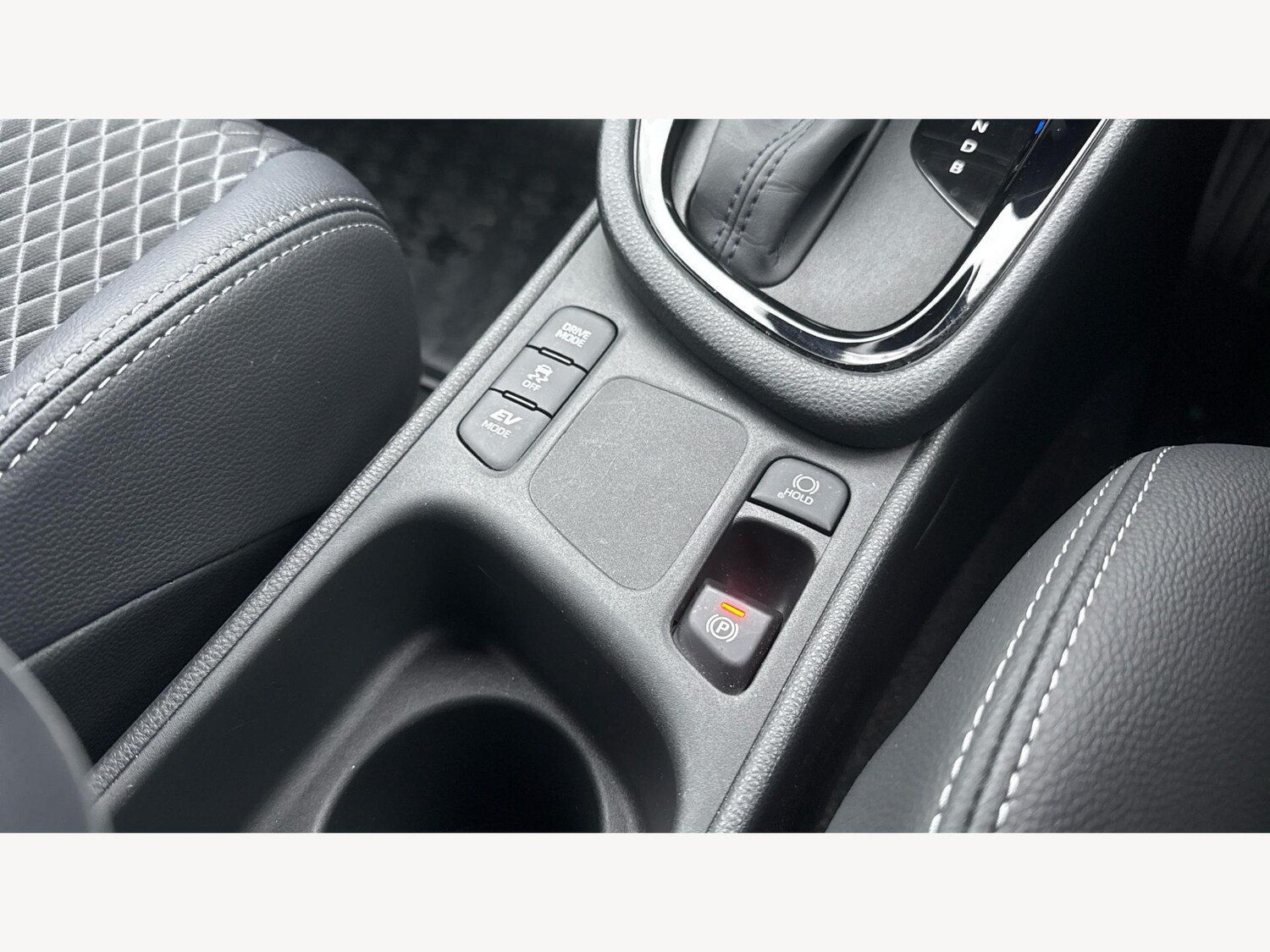 Used Toyota Yaris 2024 for sale - 77202655: Photo 27