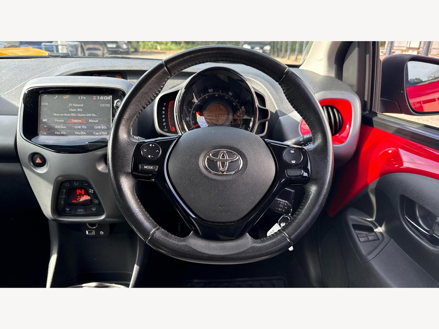 Used Toyota AYGO 2018 for sale - 75949999: Photo 10