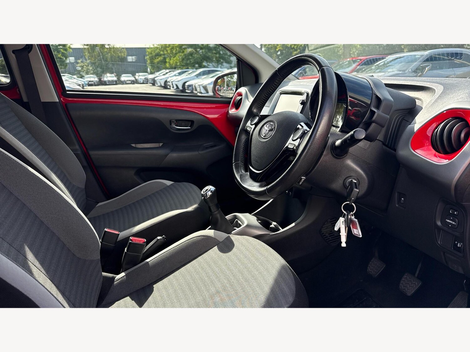 Used Toyota AYGO 2018 for sale - 75949999: Photo 13