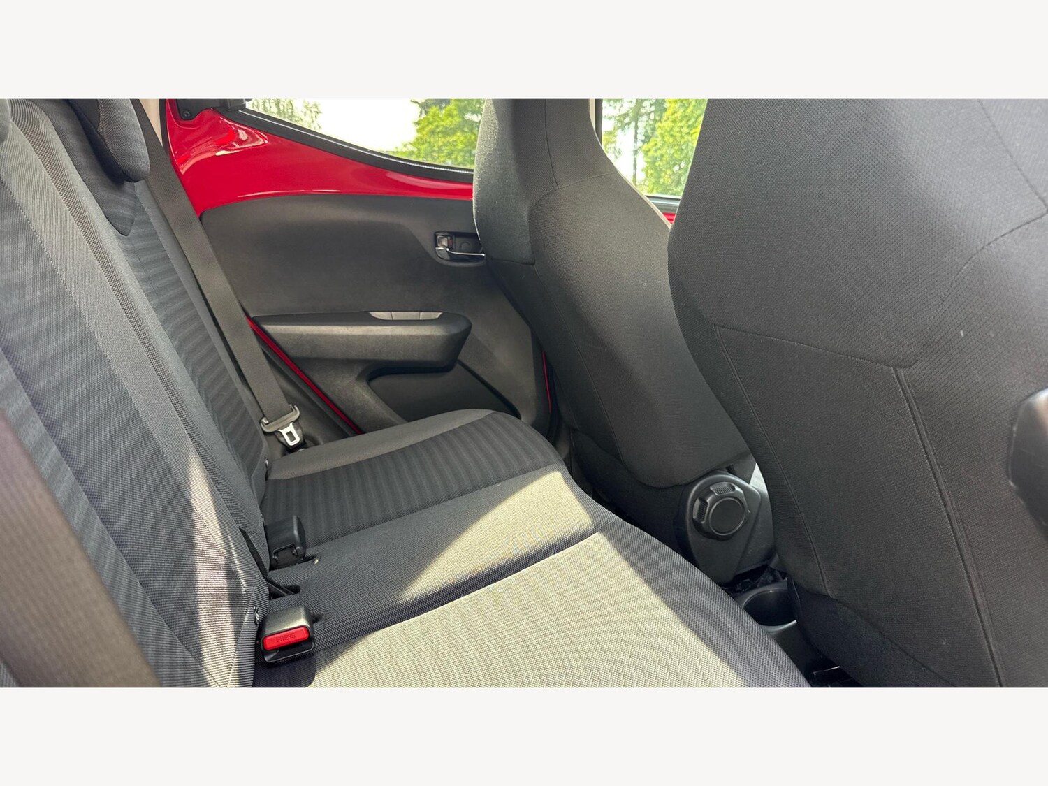 Used Toyota AYGO 2018 for sale - 75949999: Photo 14