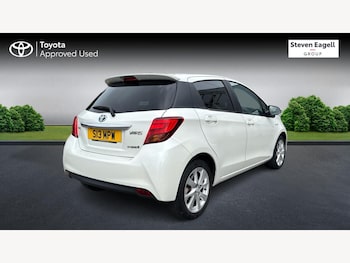 Used Toyota Yaris 2015 for sale - 78935142: Photo