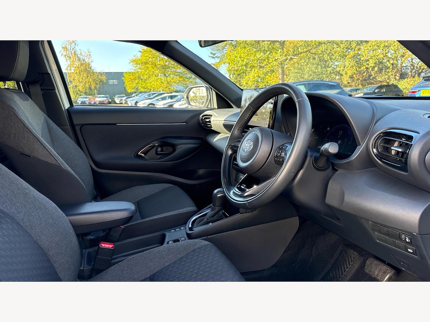 Used Toyota Yaris Cross 2024 for sale - 76388053: Photo 13