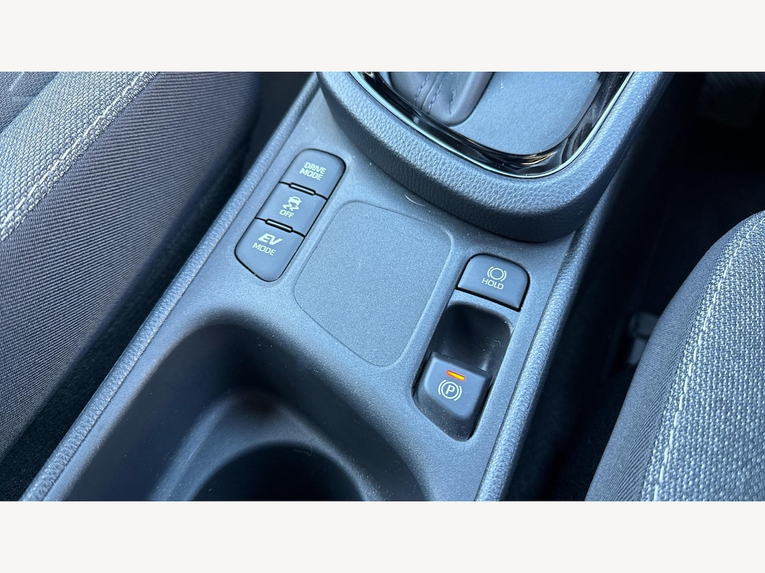 Used Toyota Yaris Cross 2024 for sale - 76388053: Photo 27