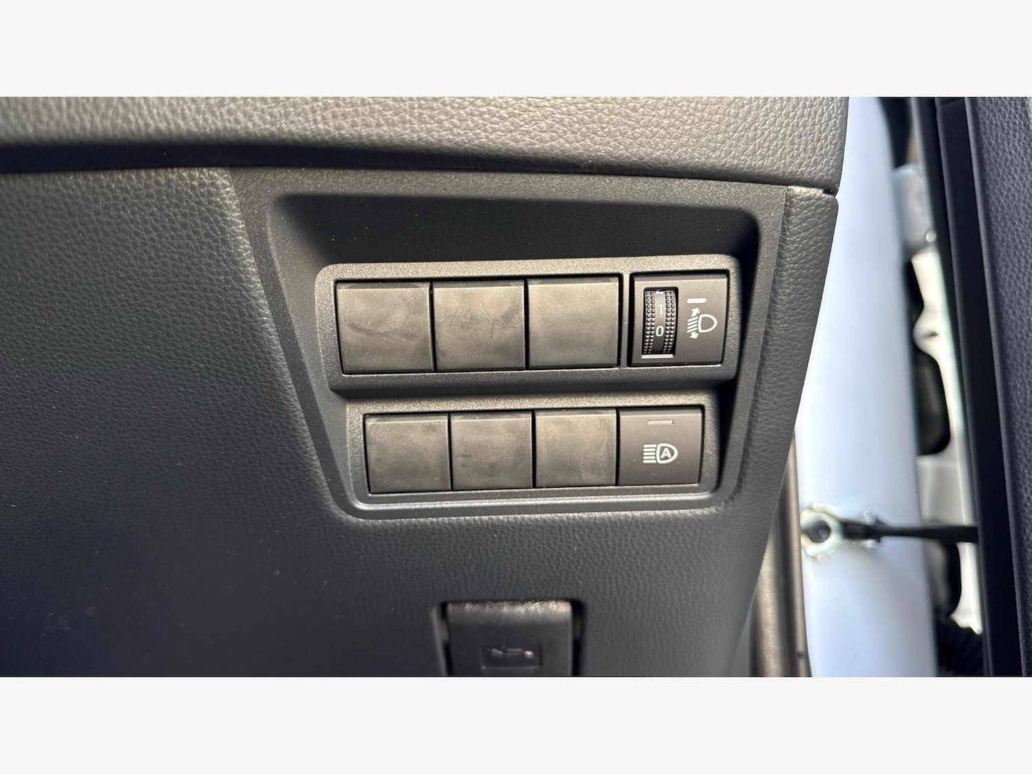 Used Toyota Yaris Cross 2024 for sale - 76388053: Photo 31