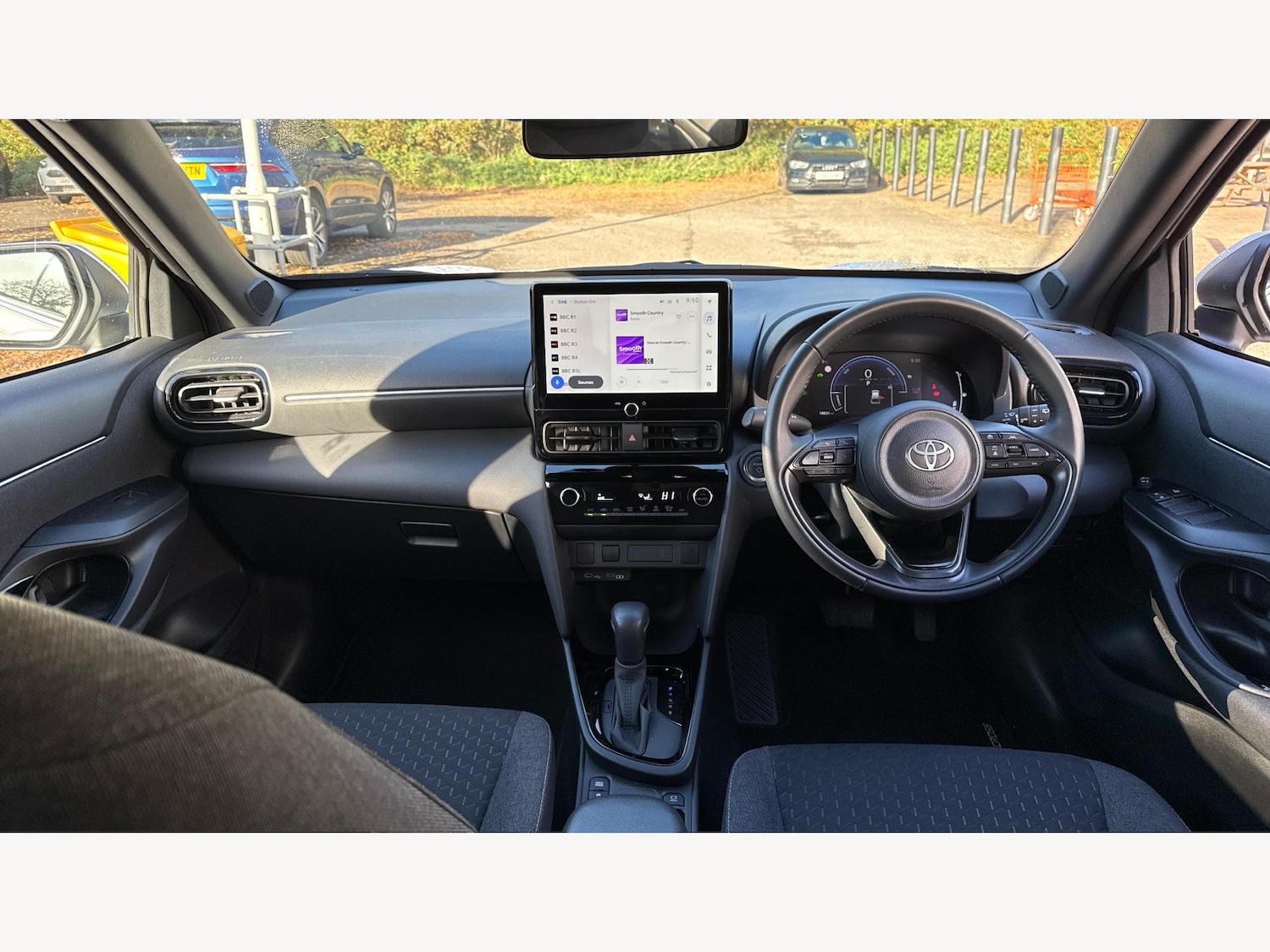 Used Toyota Yaris Cross 2024 for sale - 76388053: Photo 7