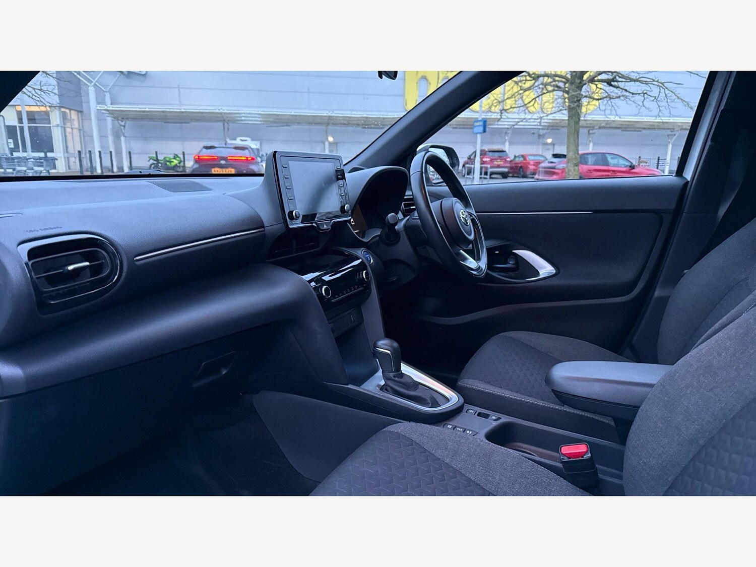 Used Toyota Yaris Cross 2022 for sale - 77291152: Photo 12