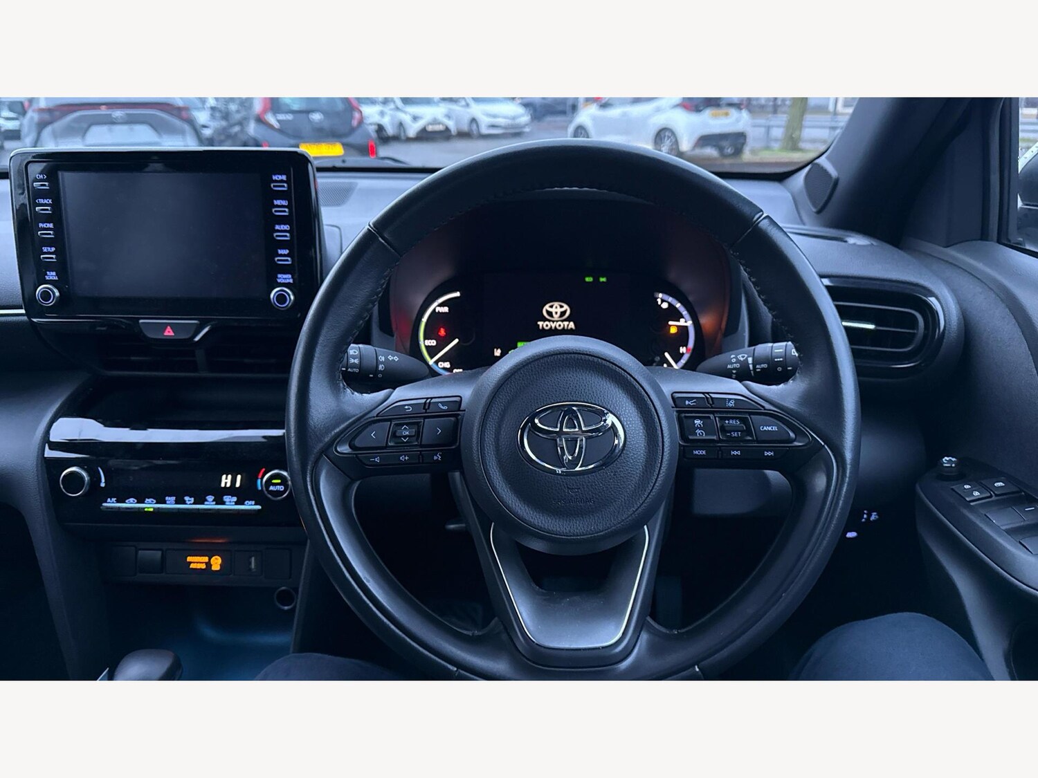 Used Toyota Yaris Cross 2022 for sale - 77291152: Photo 8