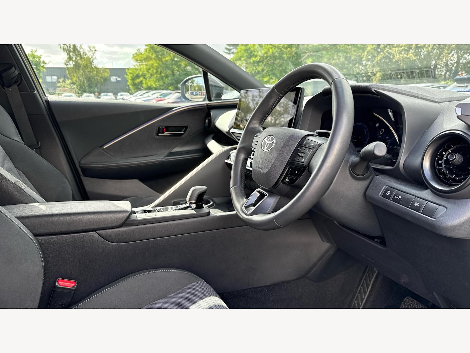 Used Toyota C-HR 2024 for sale - 76000654: Photo 13