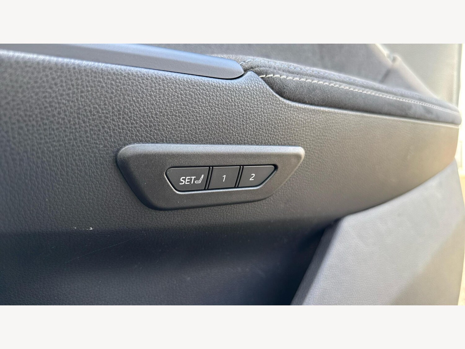 Used Toyota C-HR 2024 for sale - 76000654: Photo 34